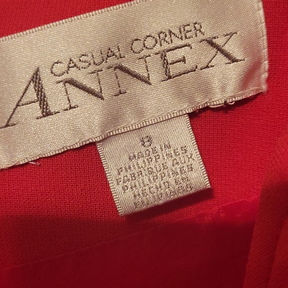 4/$10 - Red Pencil Skirt - Picture 7 of 8